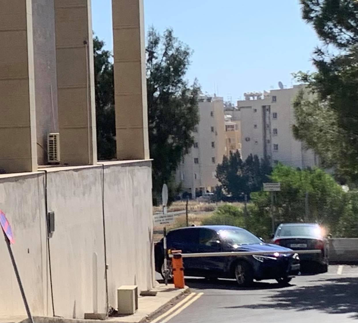 Υποβασταζόμενος στο Κακουργιοδικείο ο τέως Μητροπολίτης Κιτίου (ΒΙΝΤΕΟ)