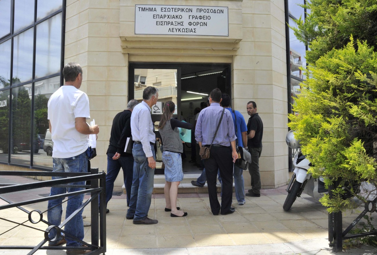 Μόνο για επείγουσες περιπτώσεις δέχεται πολίτες το Τμήμα Φορολογίας