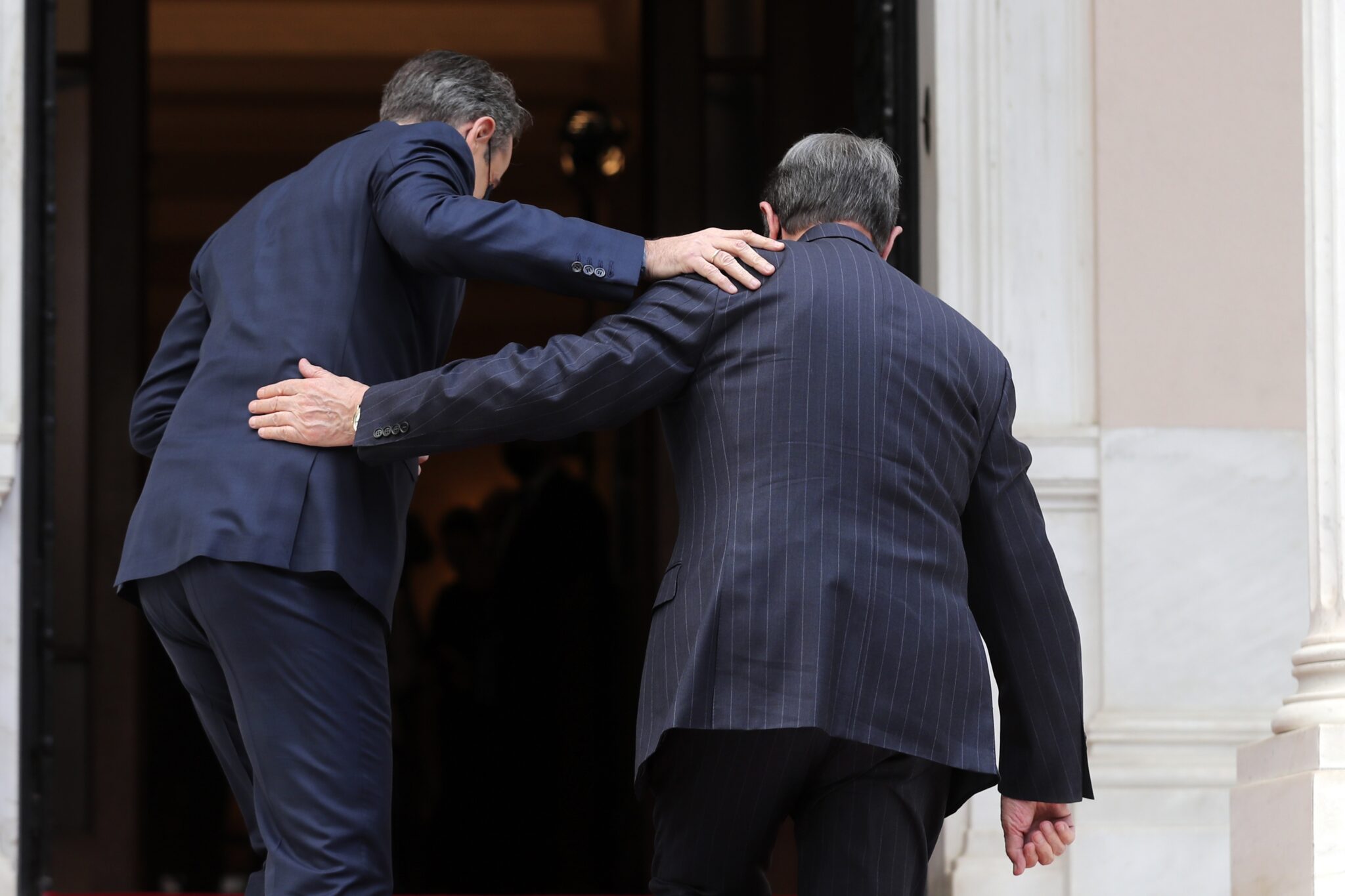 Συντονισμός ενόψει Γενεύης, πλήρης ταύτιση απόψεων ΠτΔ – Μητσοτάκη (ΒΙΝΤΕΟ)