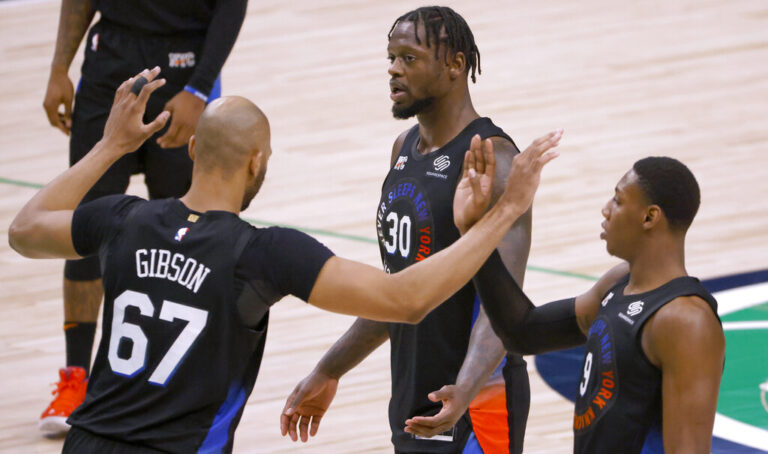 Παράσταση ο Ραντλ, πέμπτη νίκη στη σειρά για τους Νικς