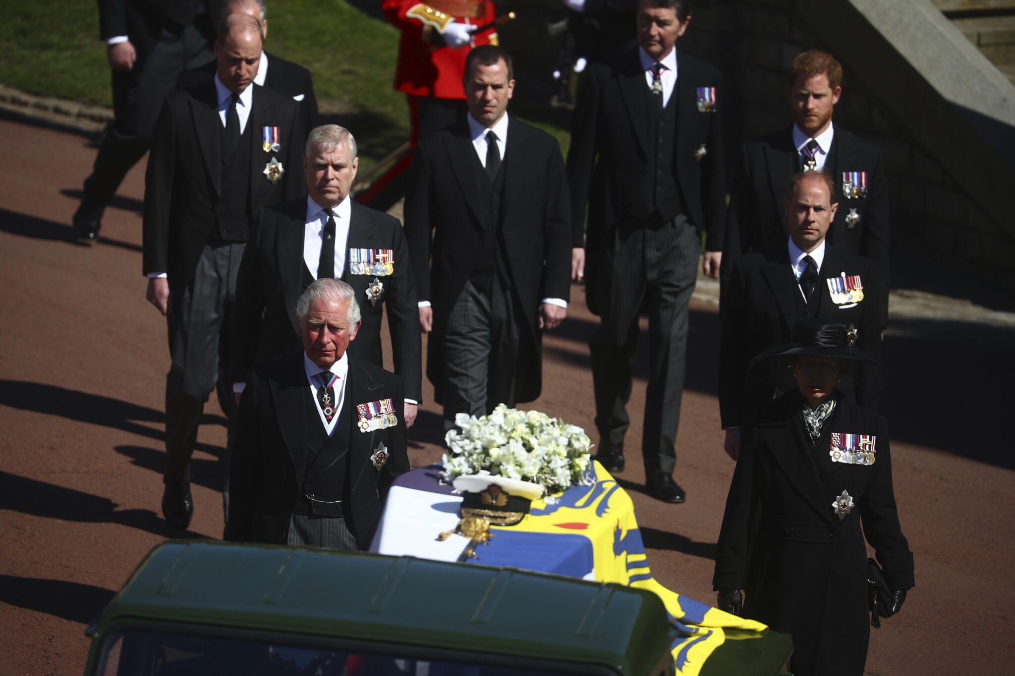 Οι Βρετανοί αποχαιρέτησαν τον πρίγκιπα Φίλιππο (ΦΩΤΟ)