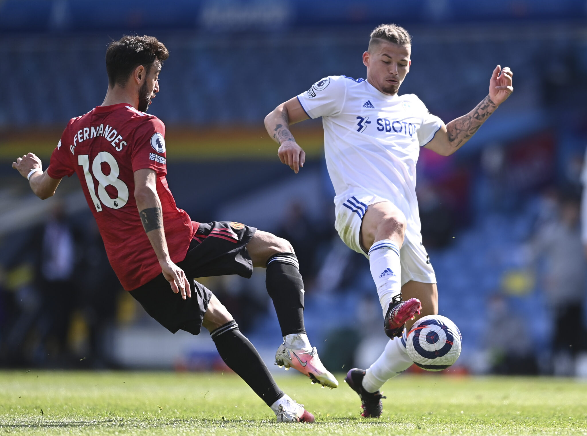 Φρέναρε (και) τη Μάντσεστερ Γιουνάιτεντ η Λιντς