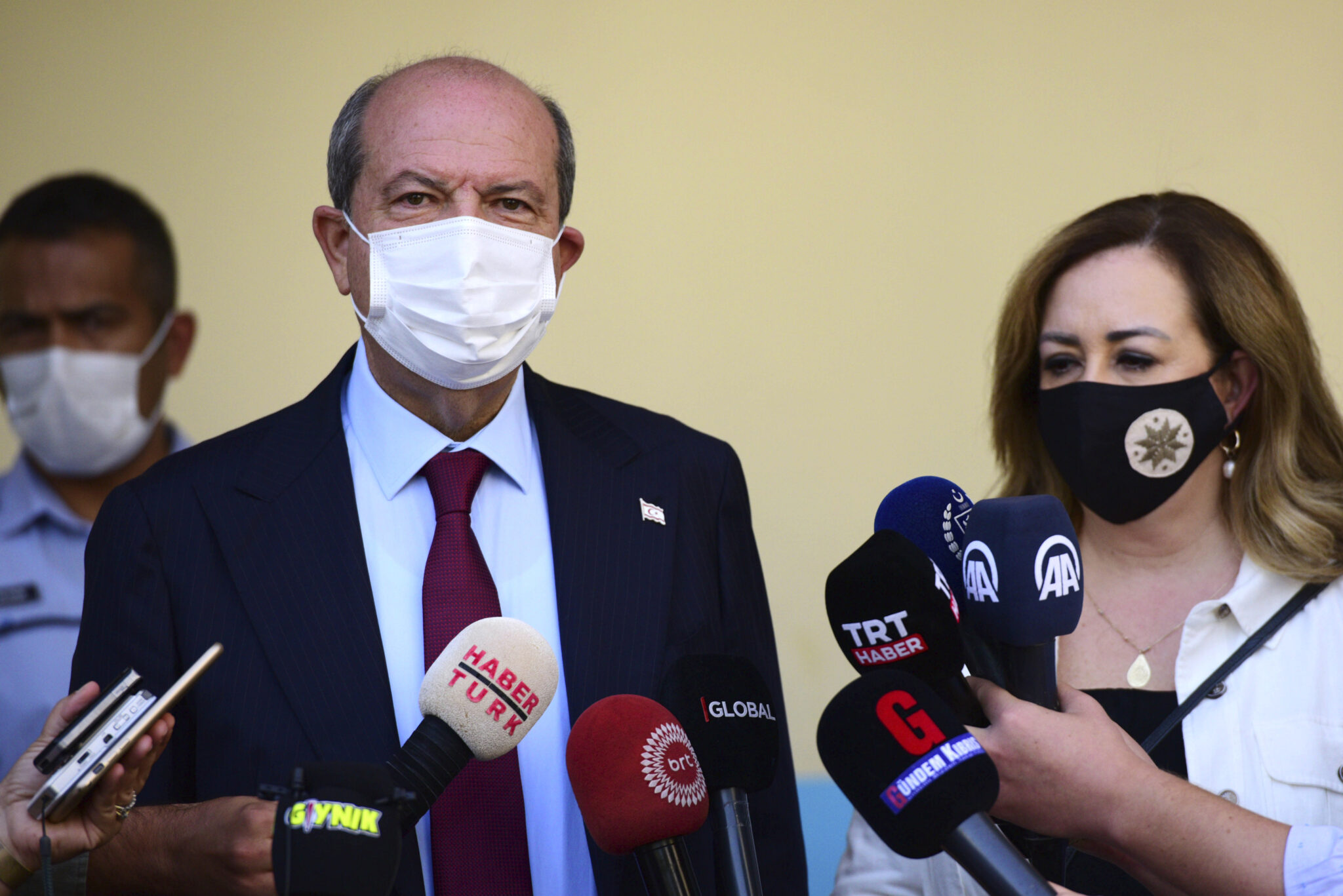 Δεν θα εγκαταλείψει το «κράτος» και την «κυριαρχία» του, λέει ο Ερσίν Τατάρ