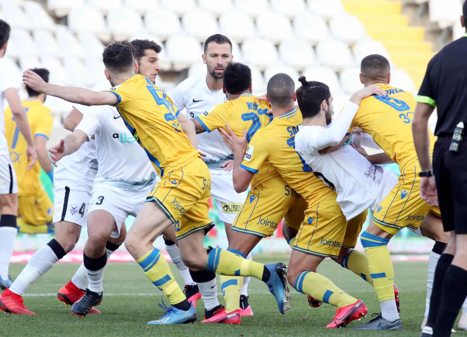 Τέσσερις ομάδες, ένα τρόπαιο και τρεις για ευρωπαϊκό εισιτήριο