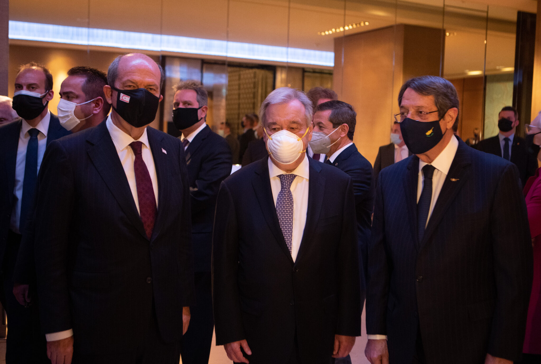 LIVE: Δεν τα παρατάει ο Γκουτέρες, προχωρά με νέα Πενταμερή