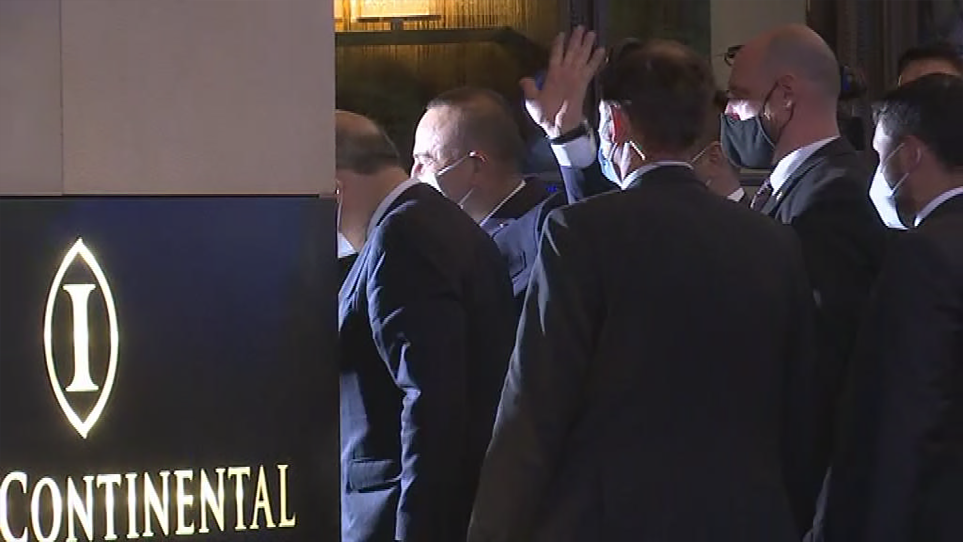 “Κύριε Τσαβούσογλου, μήπως αλλάξατε γνώμη για τα δύο κράτη;” (ΒΙΝΤΕΟ)