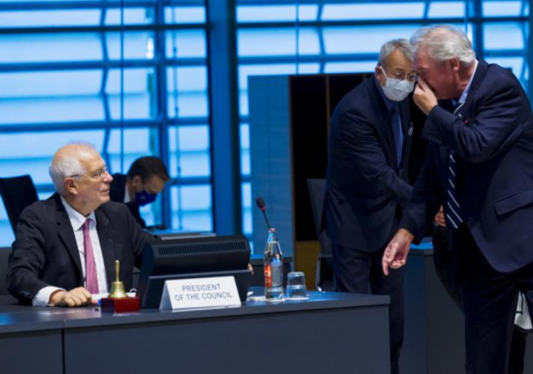 ΕΕ: Θετικό βήμα η συνάντηση Δένδια-Τσαβούσογλου για τη σταθερότητα στην Μεσόγειο