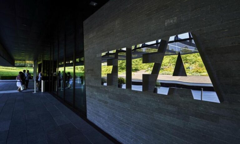FIFA: «Απορρίπτουμε την κλειστή αποσχιστική λίγκα»