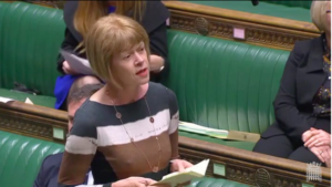 Βλέπει Αναστασιάδη και Τατάρ η Βρετανίδα