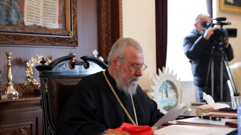 Αρχιεπίσκοπος προς ΠτΔ: "Ρίξτε το βάρος στους εμβολιασμούς" (ΒΙΝΤΕΟ)