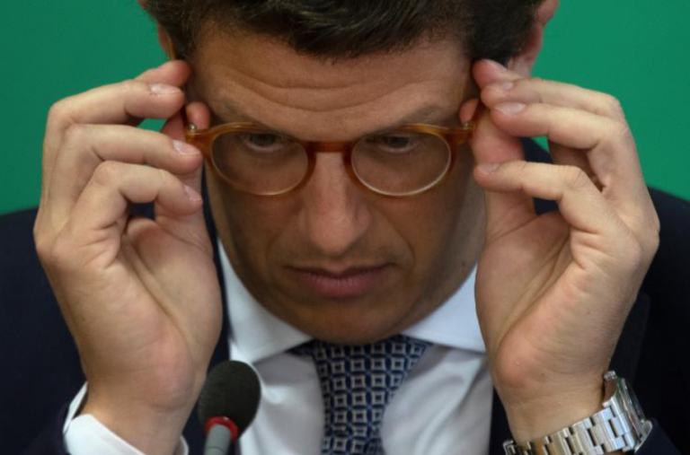 Μπολσονάρου: Αν δώσω εντολή στον στρατό να βγει στους δρόμους, θα υπακούσει