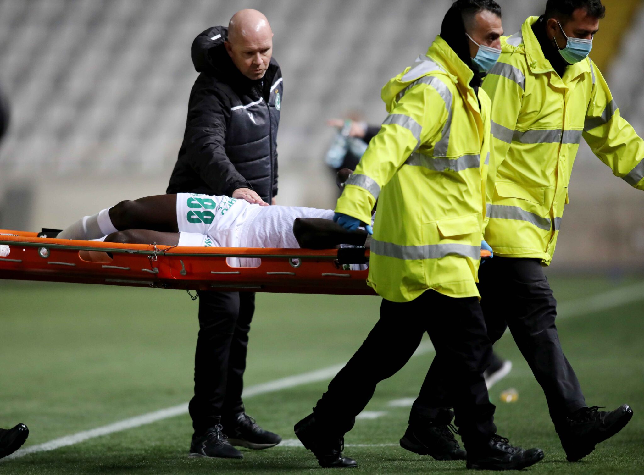 Σε αναμμένα… κάρβουνα για τους τραυματίες στην Ομόνοια