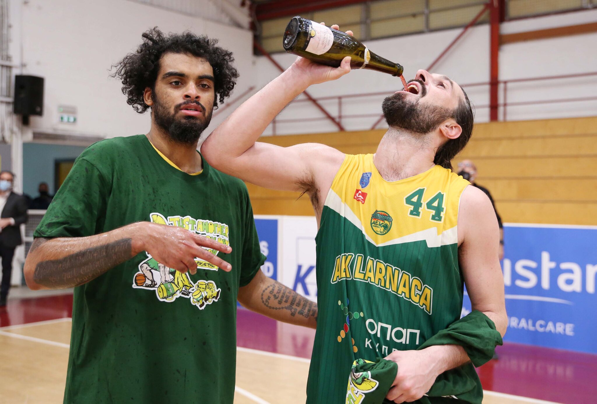 Πανηγυρισμοί πρωταθλήτριας με αυτοκινητοπομπή για την ΑΕΚ