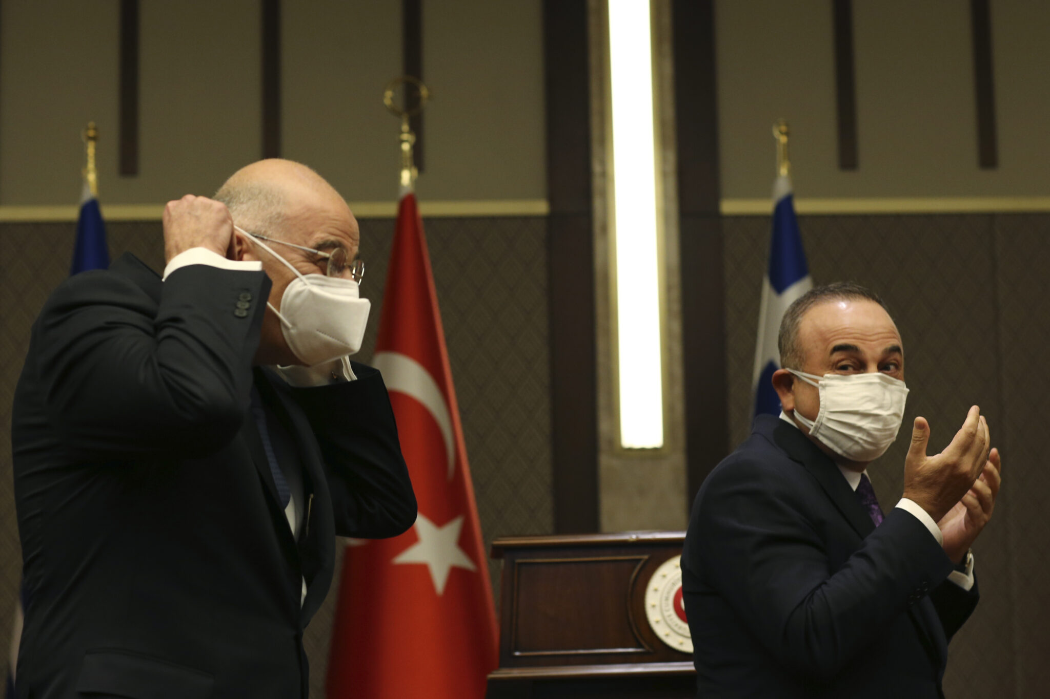 Με τη γνωστή προκλητική ατζέντα πάει στην Αθήνα ο Τσαβούσογλου