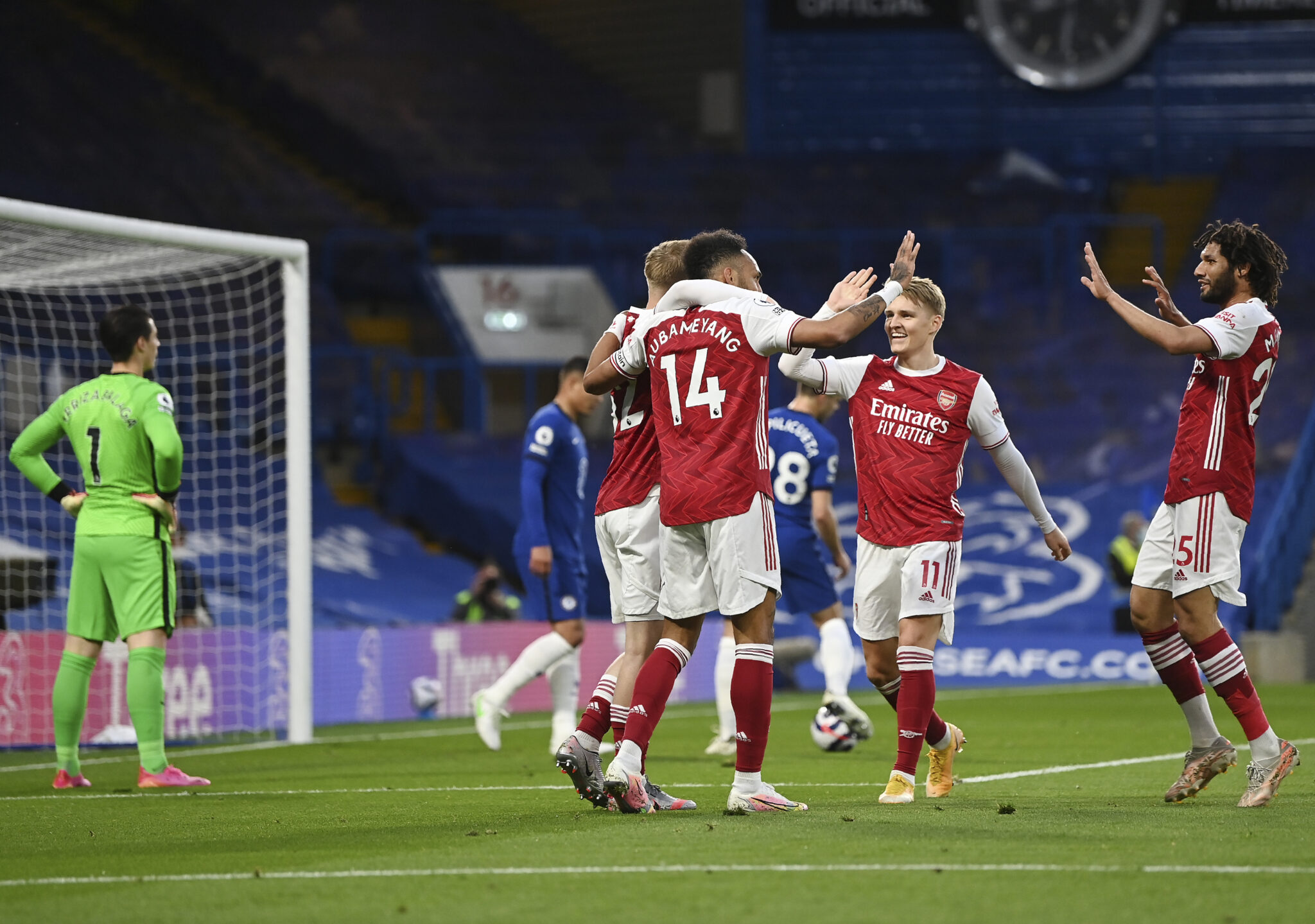 Κρέμασε την Τσέλσι ο Ζορζίνιο, γλυκοκοιτάζει Ευρώπη η Άρσεναλ