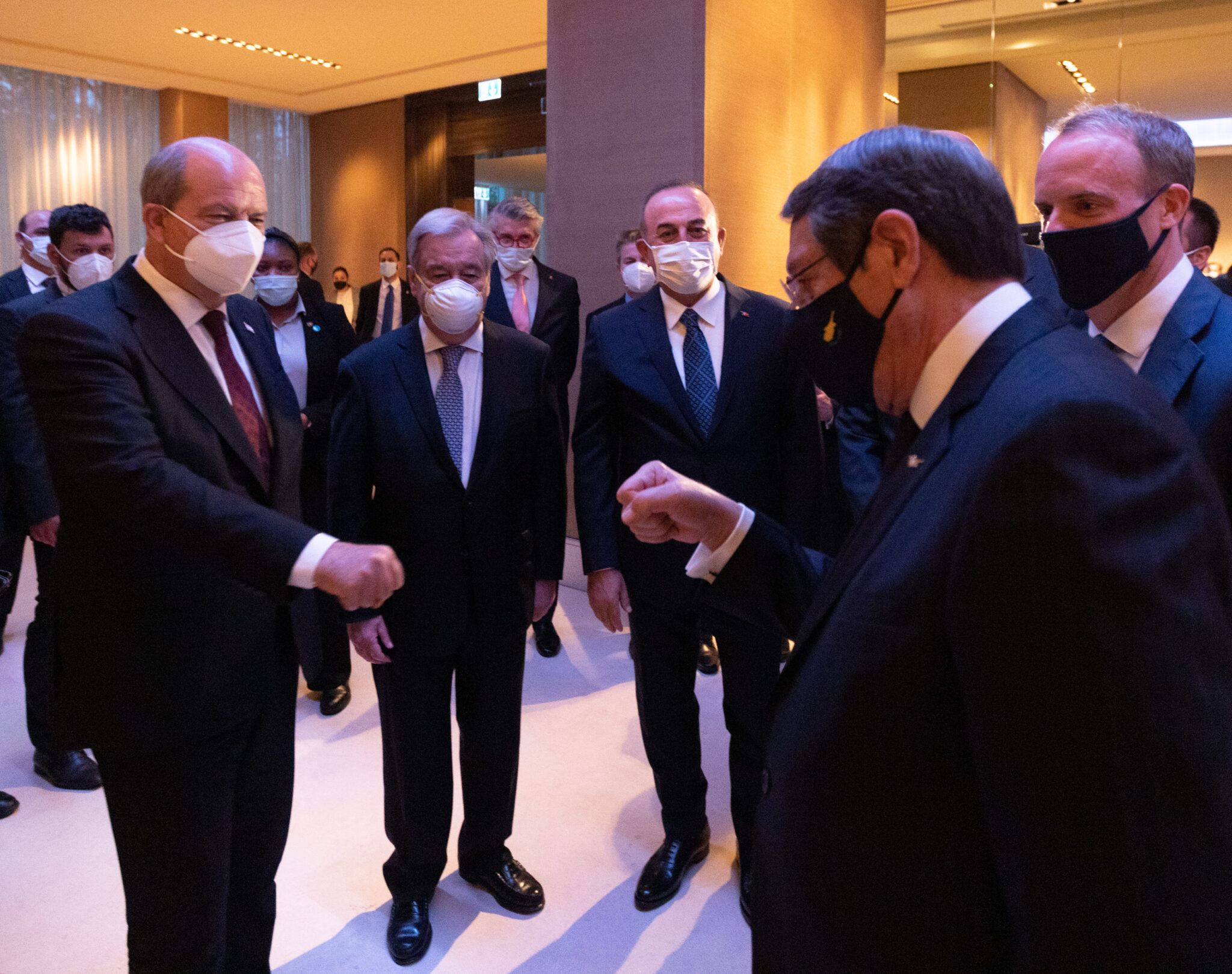 Διαμάχη Αναστασιάδη-Τατάρ: Συμπατριώτες μας ή εγγόνια Οθωμανών οι Τ/κ; (ΒΙΝΤΕΟ)