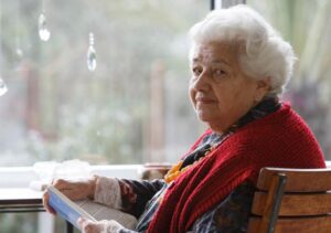 "Έφυγε" από τη ζωή η Ρήνα Κατσελλή, η πρώτη γυναίκα που μπήκε στη Βουλή