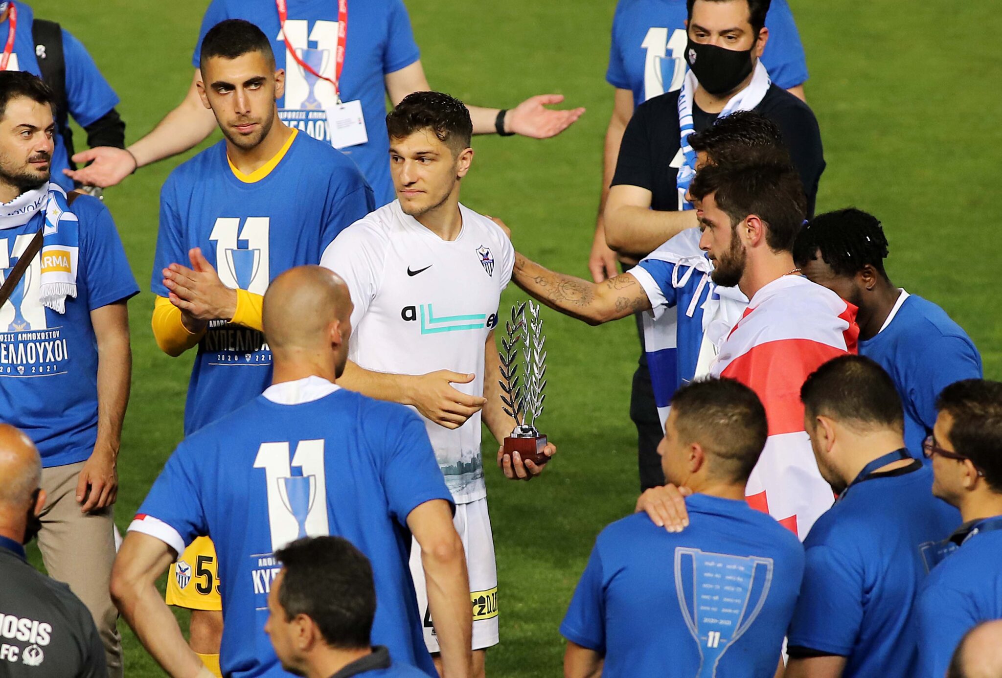 Το… ιπποτικό pasillo των δύο ομάδων (ΒΙΝΤΕΟ)