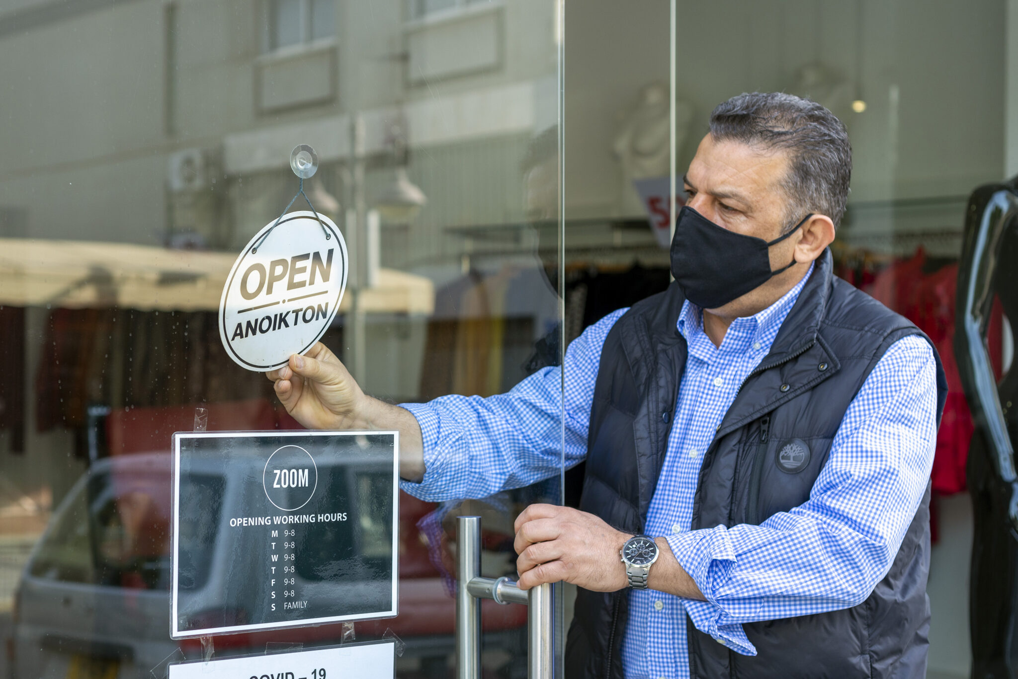 Ανησυχεί για το unlock ο Βωνιάτης: "Η βάση έπρεπε να είναι τα 200 κρούσματα"