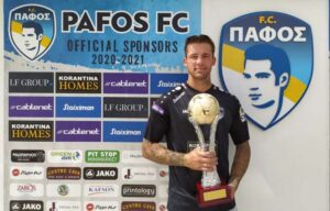 Τα «Χρυσά Γάντια» της σεζόν και στον Αρτούρ Ρούτκο