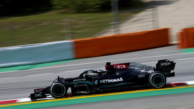 Hamilton: 100 pole positions