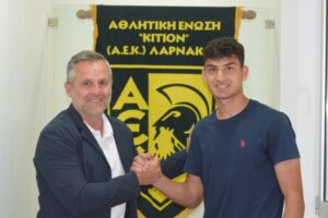 «Έδεσε» Ναούμ μέχρι το 2024 η ΑΕΚ