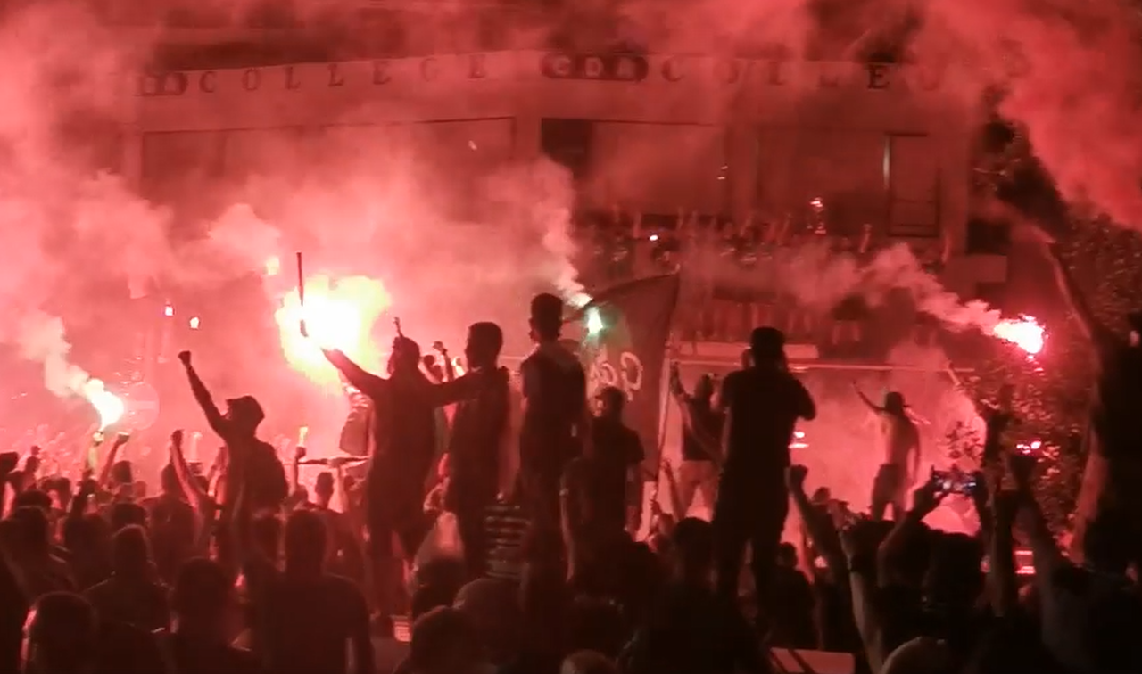 Χαμός στην Πλατεία Ελευθερίας από τους πανηγυρισμούς της Ομόνοιας 29ης Μαΐου