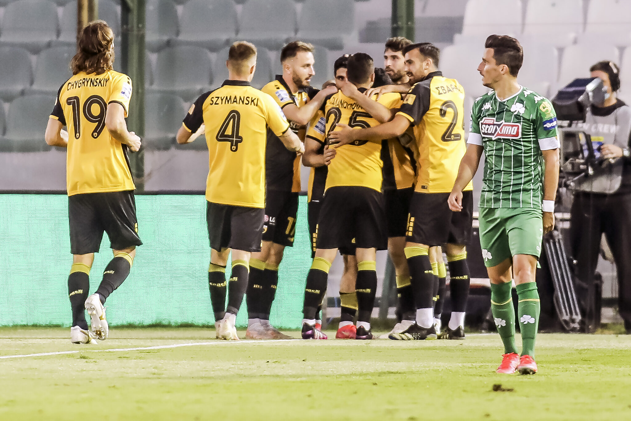 Τελείωσε τον Παναθηναϊκό και «κλείδωσε» την Ευρώπη η ΑΕΚ