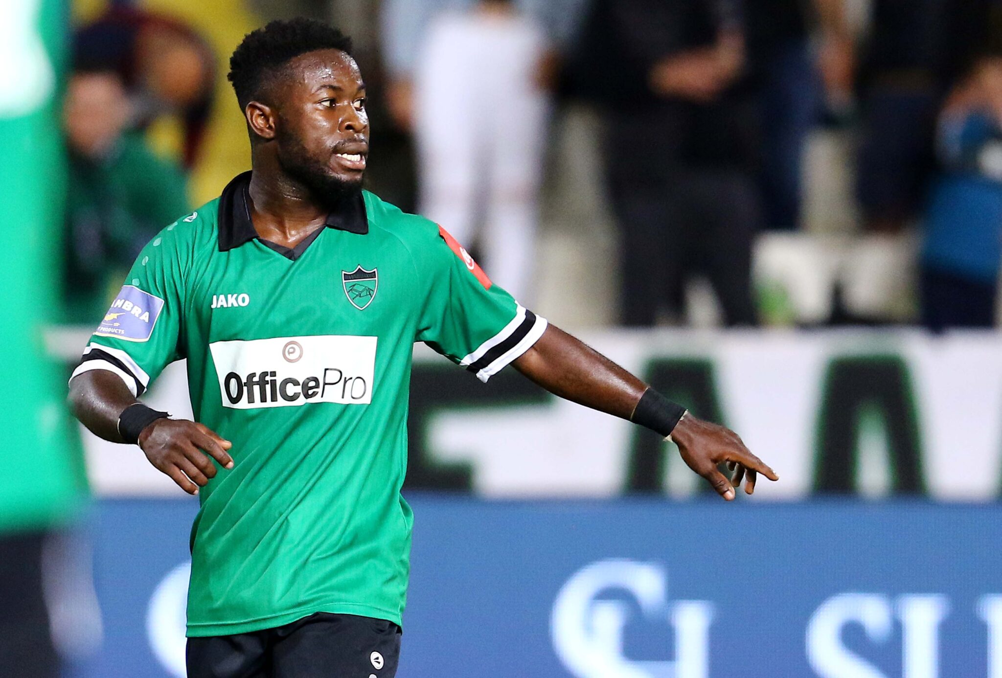 «Γλυκοκοιτάζει» Σαρφό η Ομόνοια