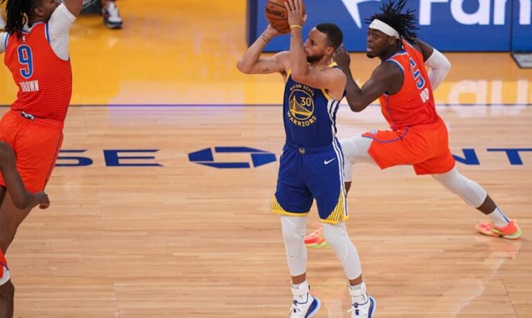 Η νέα μυθική βραδιά του Κάρι με 11 τρίποντα (ΒΙΝΤΕΟ)