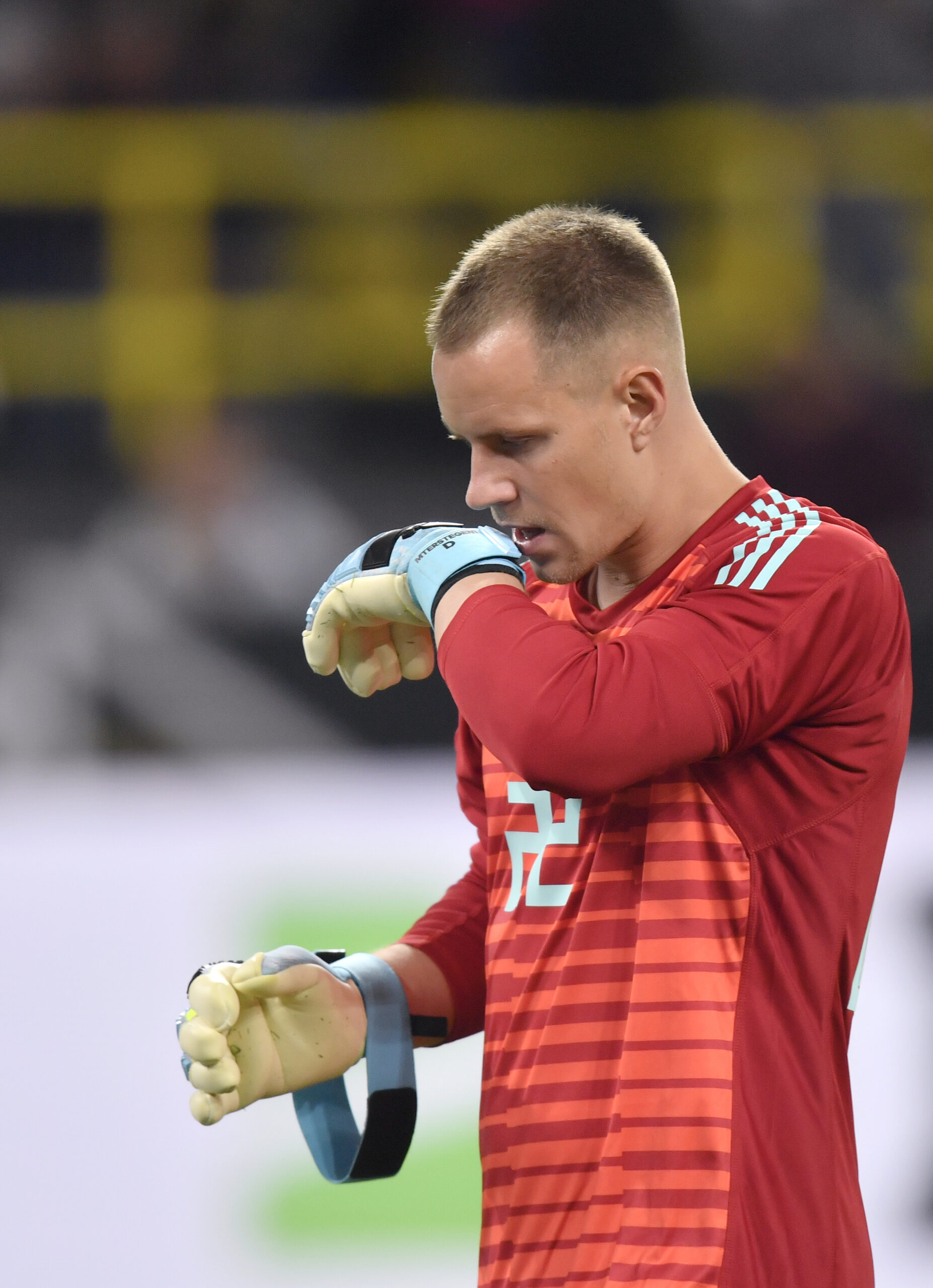 Χειρουργείται στο γόνατο και χάνει το Euro ο Τερ Στέγκεν