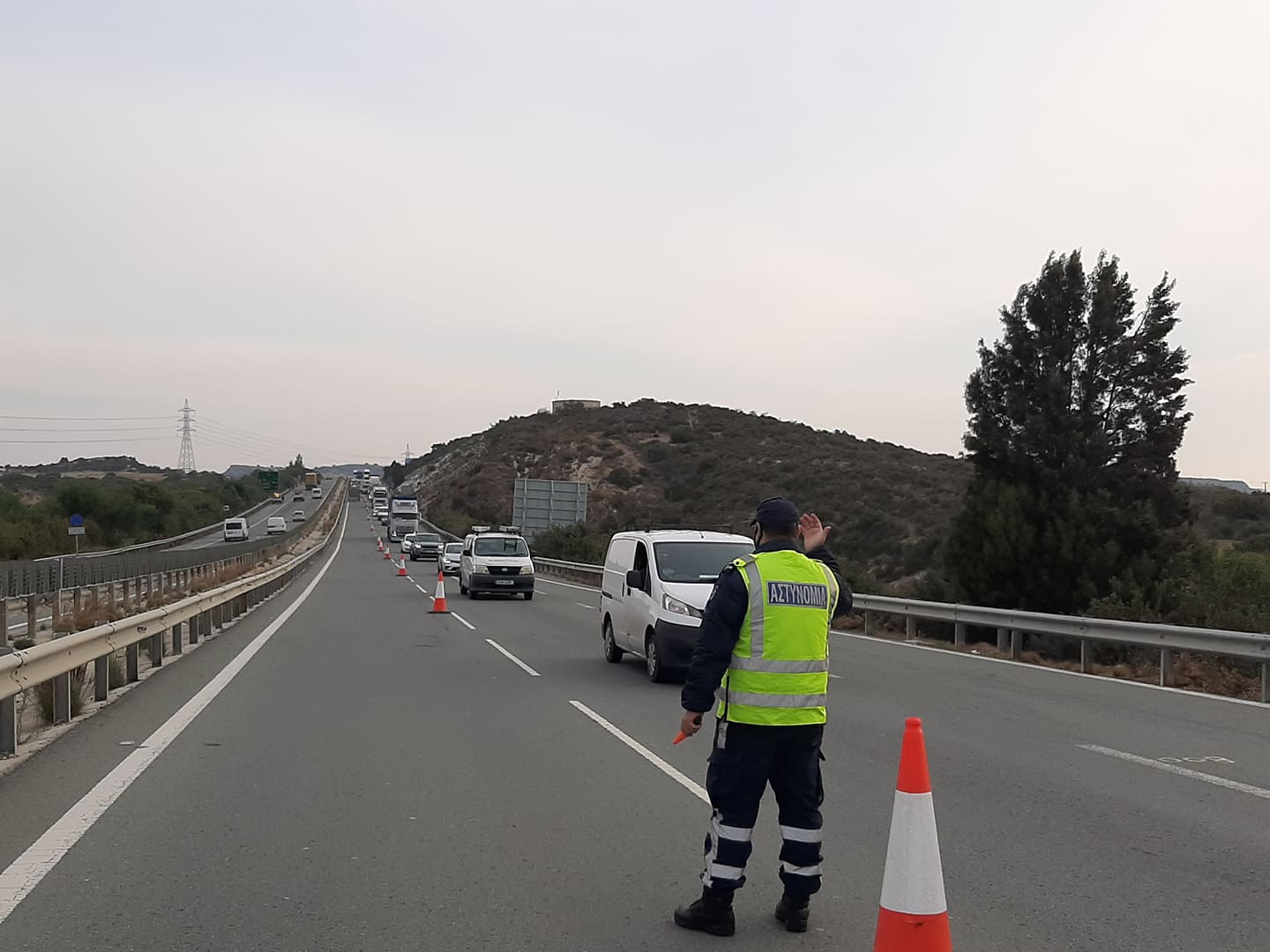 ΒΙΝΤΕΟ: Κυκλοφοριακό "χάος" στο highway από τη μαζική επιστροφή εκδρομέων