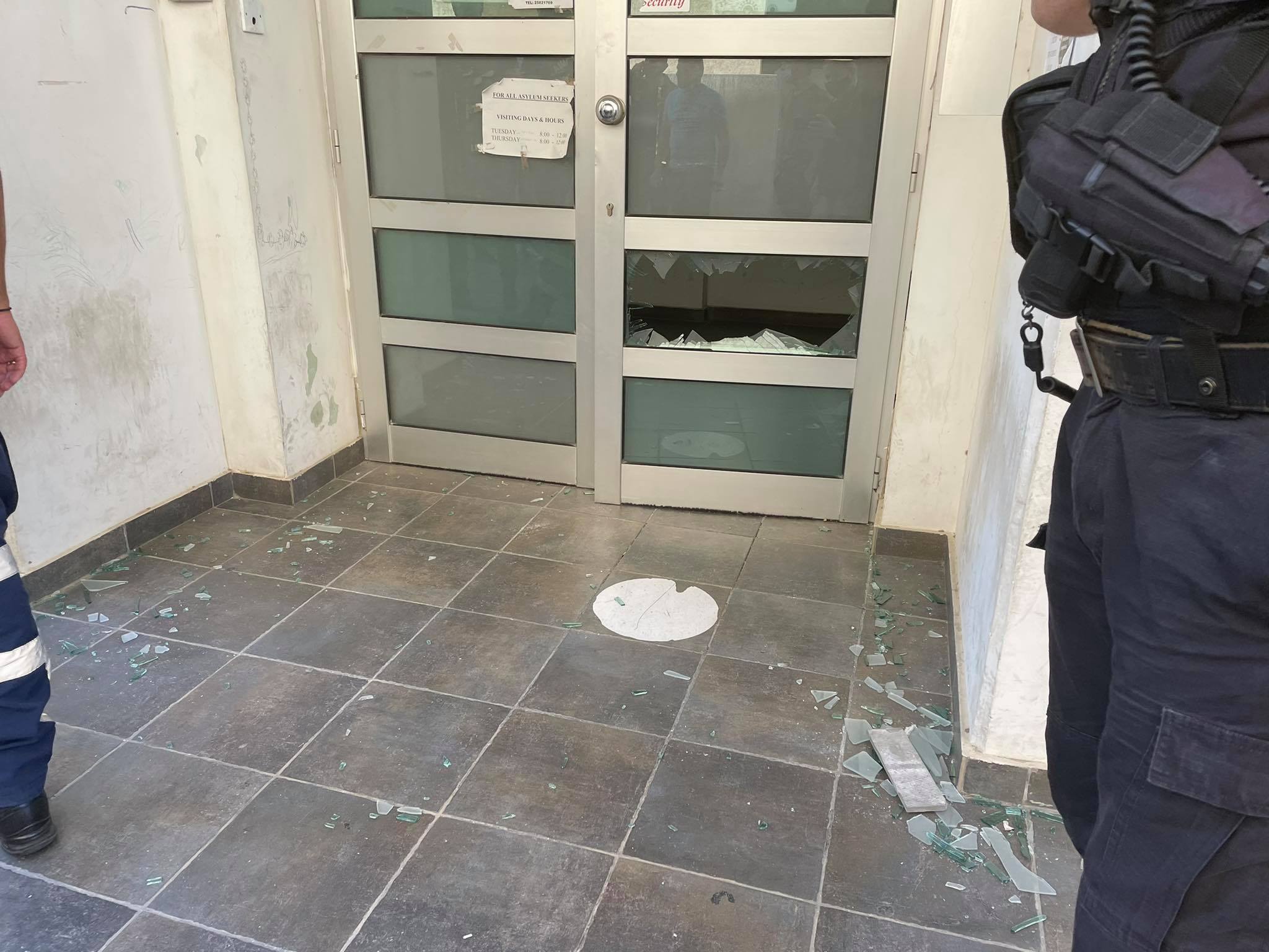 Αυτές είναι οι ποινές των τριών αλλοδαπών που τα έκαναν «γυαλιά καρφιά» στις ΥΚΕ