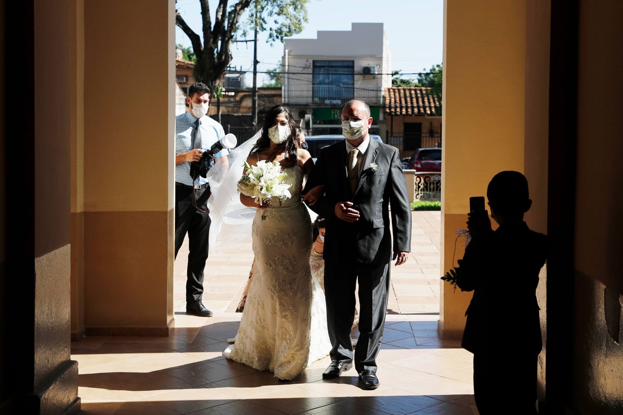 Στις 03:00 το curfew για καλεσμένους σε γάμους, "ναι" στα πάρτι σε παιδότοπους