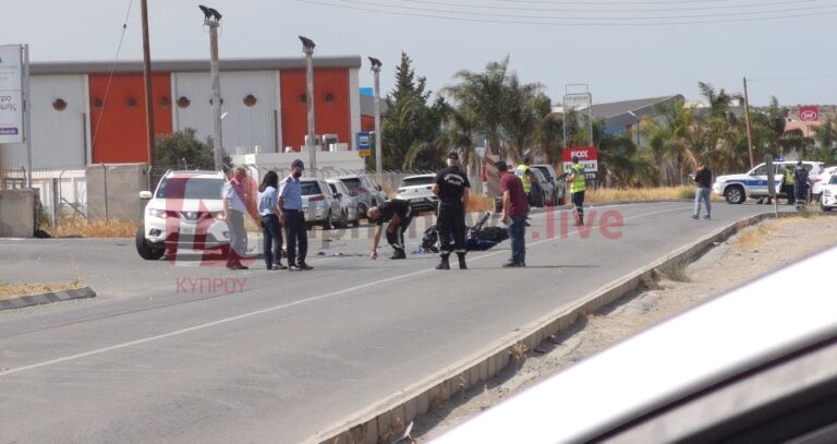 Σοβαρό τροχαίο ατύχημα στο Δάλι: Μοτοσικλετιστής συγκρούστηκε με όχημα (ΦΩΤΟ)