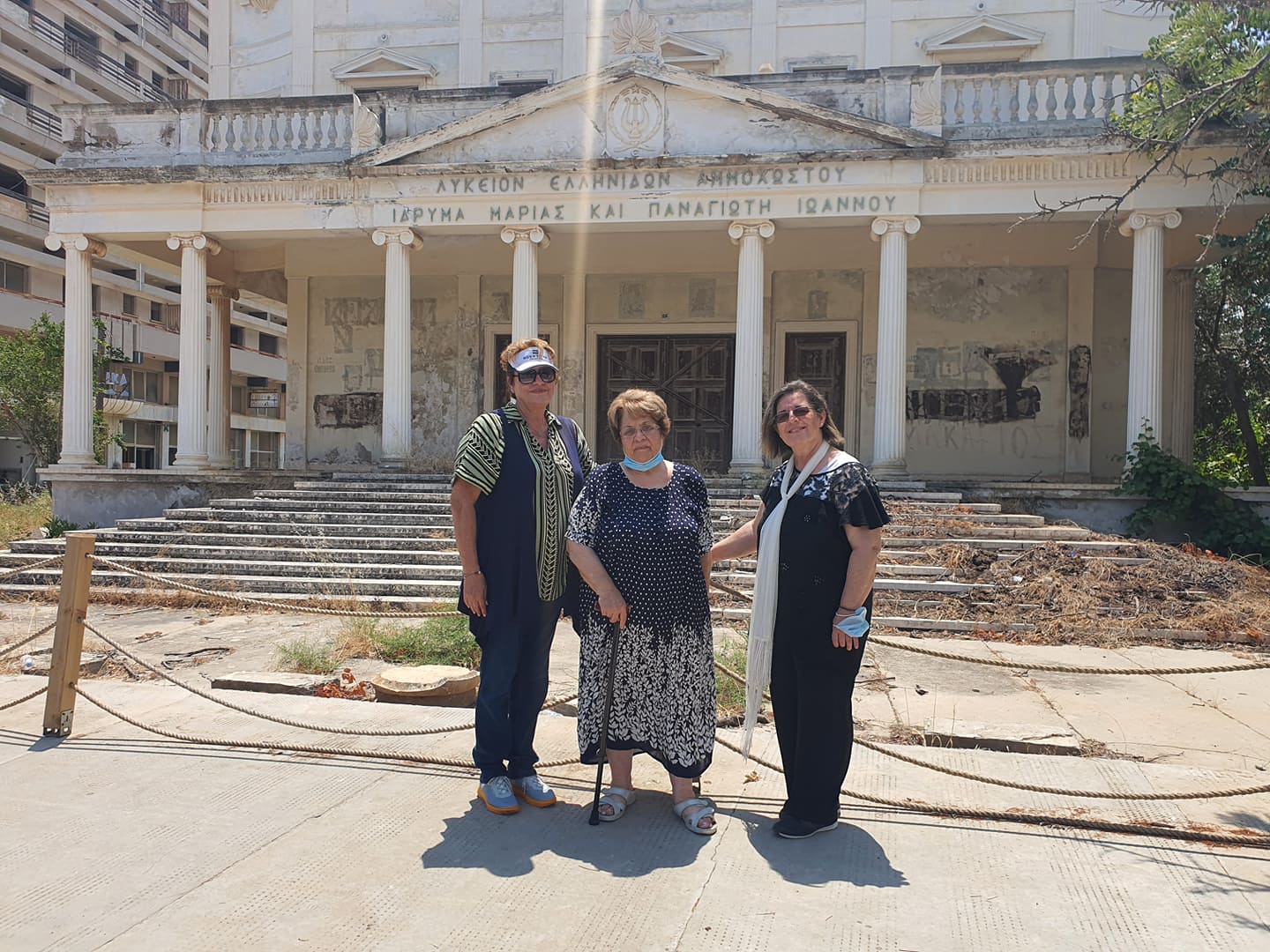 Ο Alpha στα "πληγωμένα" Βαρώσια: Τρεις γυναίκες επιστρέφoυν, θυμούνται, λυγίζουν