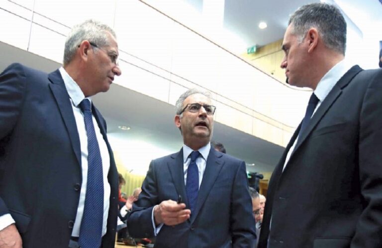 ΑΚΕΛ-ΔΗΚΟ: Πως θα κινηθούν στην ιδιόμορφη διαδικασία για Προεδρία της Βουλής;