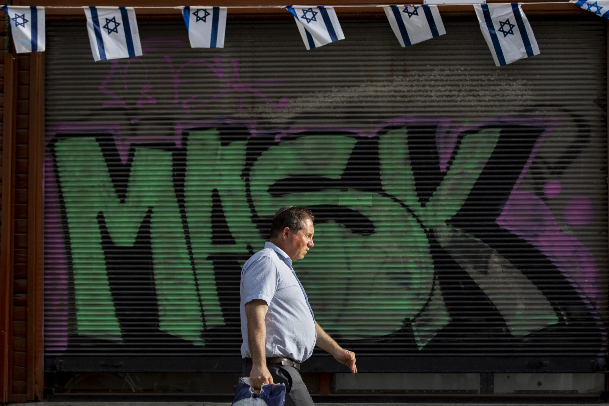 Ισραήλ: Έκτακτη σύσκεψη για επαναφορά της μάσκας μετά την "εκτόξευση" κρουσμάτων