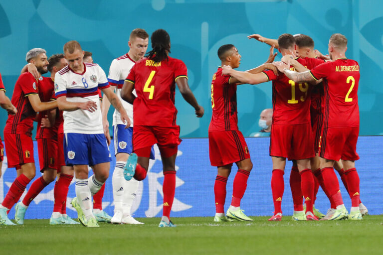 «Τρίσφαιρο» Βέλγιο κόντρα στη Ρωσία στην πρεμιέρα τους στο Euro (ΦΩΤΟ)