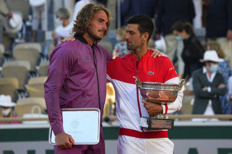 Τζόκοβιτς σε Τσιτσιπά: «Θα κατακτήσεις πολλά Grand Slam»