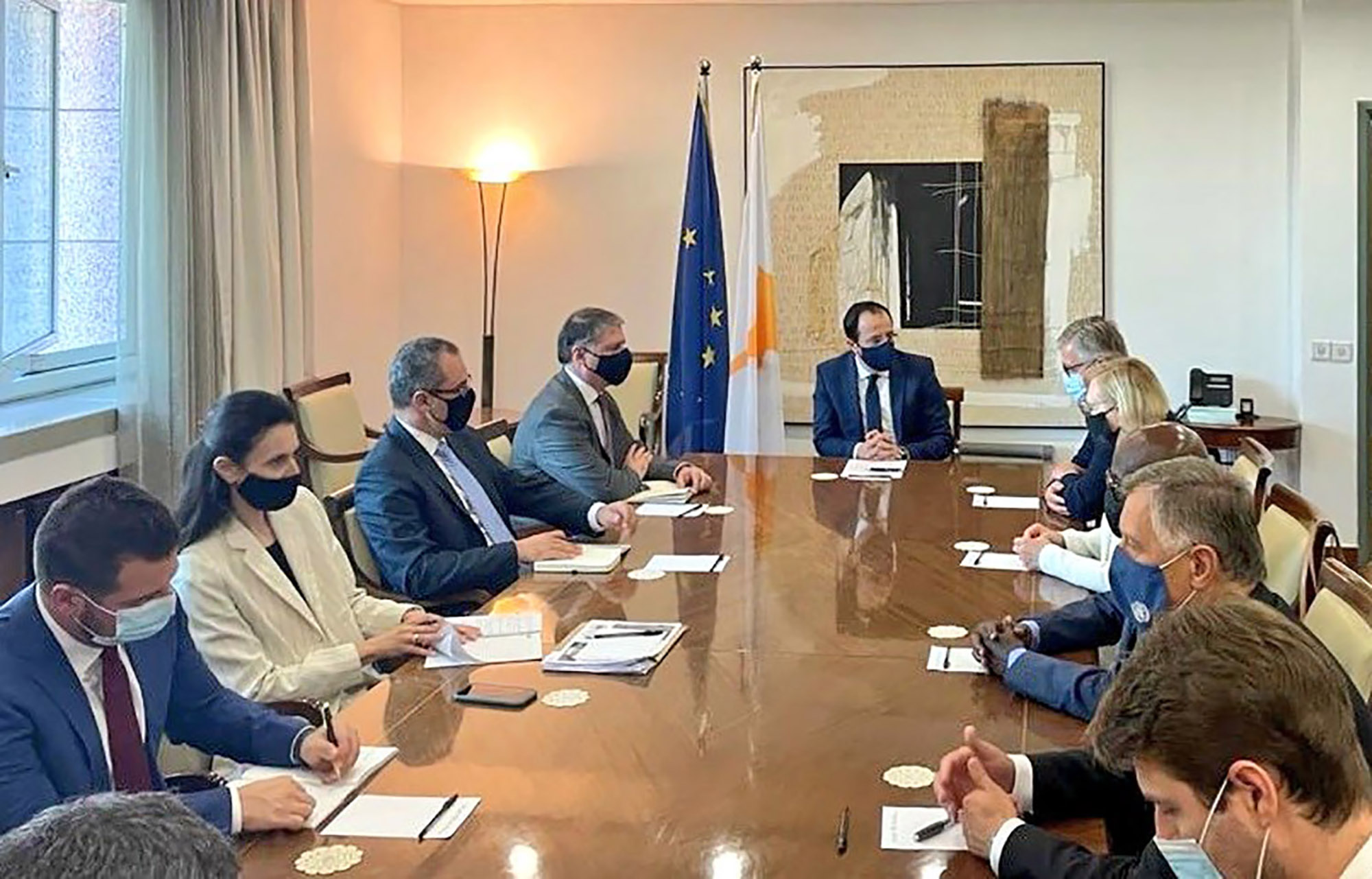 Κυπριακό και Βαρώσια συζήτησαν Χριστοδουλίδης – Ζαν Πιέρ Λακρουά