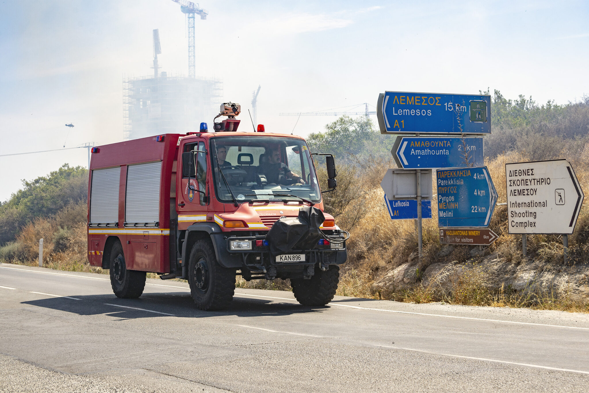 Ανθρώπινη δραστηριότητα "πίσω" από τη φωτιά που αναστάτωσε την Παρεκκλησιά (VID)