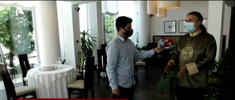 Πελάτες "δύο ταχυτήτων" στο ίδιο εστιατόριο: Μέσα με Safepass, έξω χωρίς…