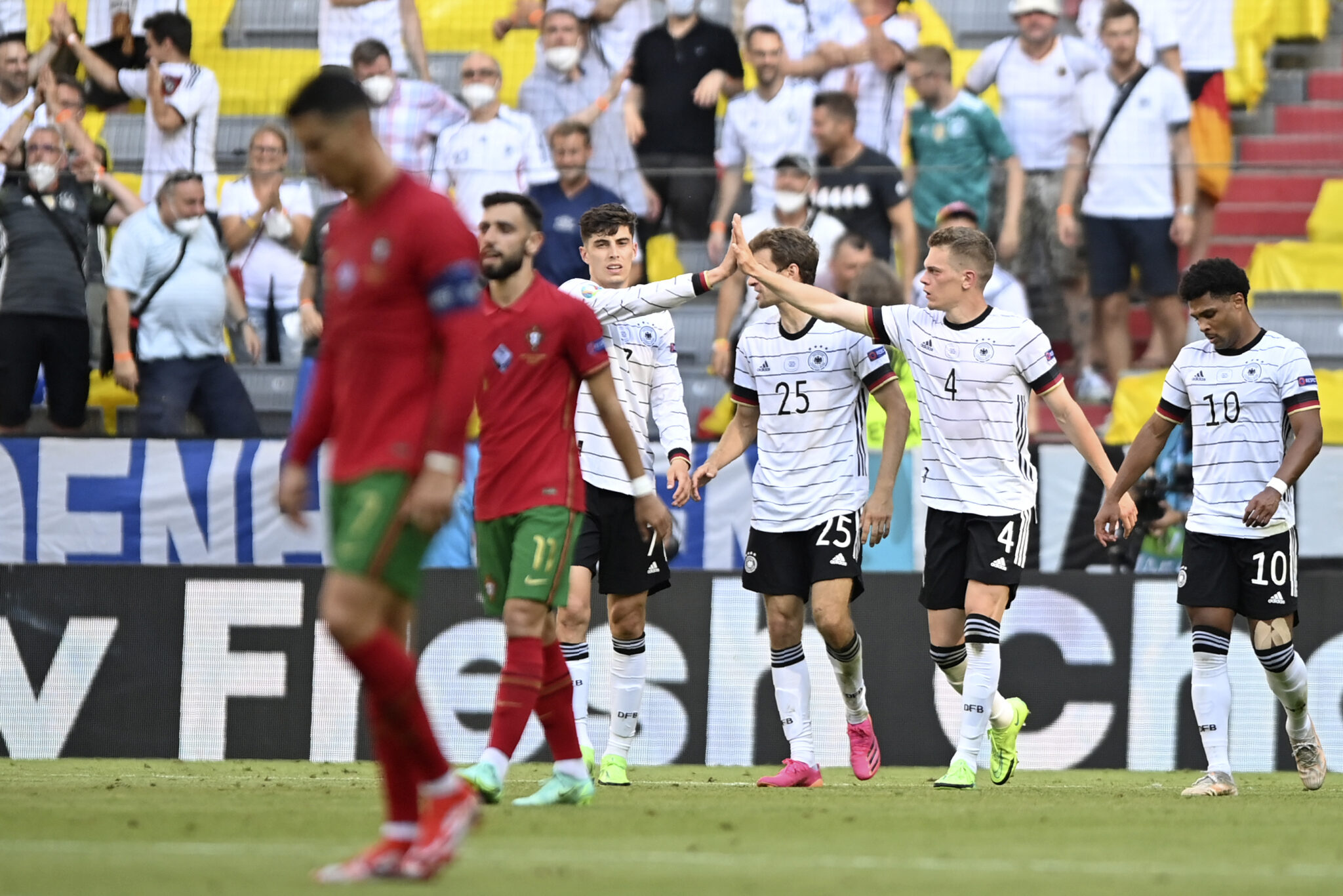 «Διέλυσε» την Πορτογαλία και… επέστρεψε δυναμικά η Γερμανία (ΦΩΤΟ & ΒΙΝΤΕΟ)