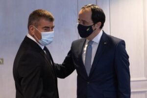 Για τις περιφερειακές εξελίξεις συζήτησαν οι ΥΠΕΞ Κύπρου-Ισραήλ