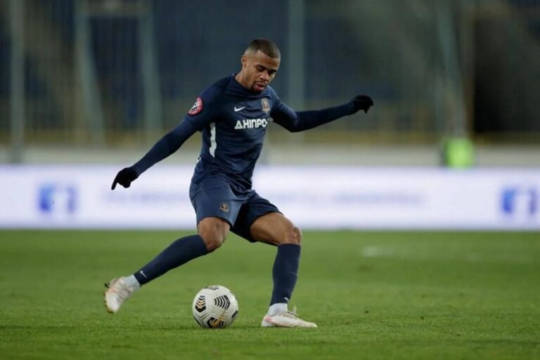 Αρέσει ο Λούκας Τέιλορ στον Λουτσέσκου