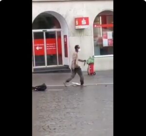 Συναγερμός στη Γερμανία: Αναφορές για επιθέσεις με μαχαίρι