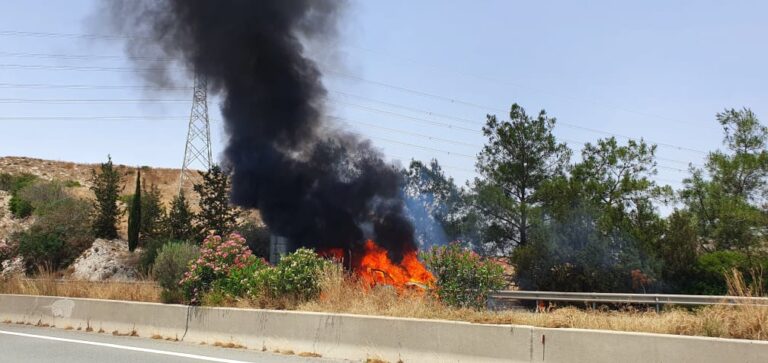 Φλεγόμενα οχήματα: Η πρόληψη είναι ο καλύτερος οδηγός (ΒΙΝΤΕΟ)