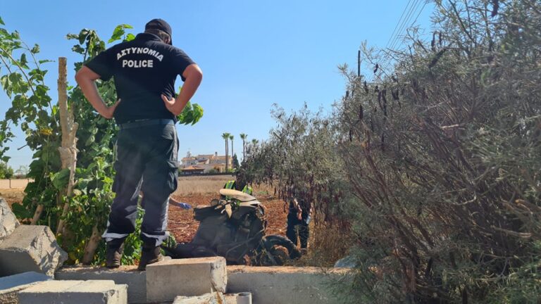 Με DNA θα ταυτοποιηθεί ο άτυχος μοτοσικλετιστής που "έσβησε" στην άσφαλτο (ΦΩΤΟ)