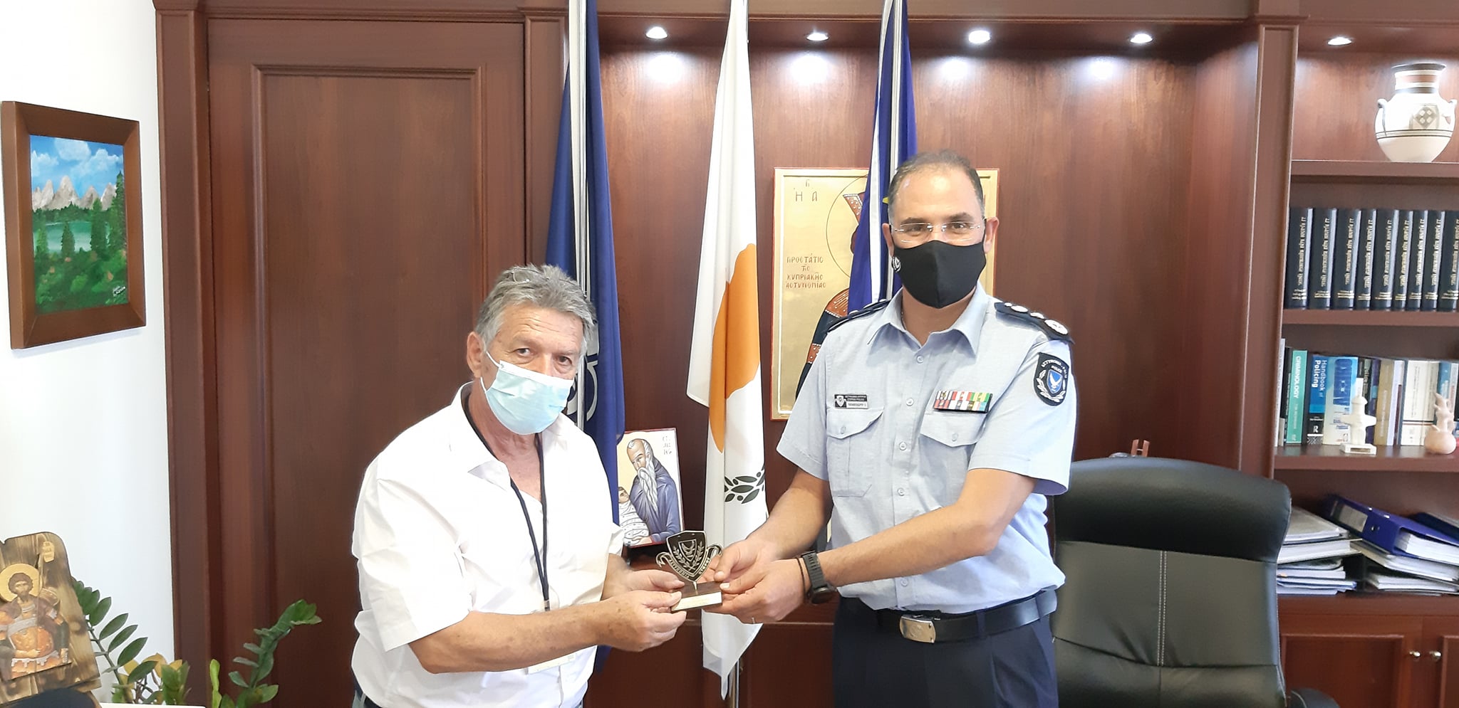 Εκπαιδεύονται αστυνομικοί για τον χειρισμό υποθέσεων κακοποίησης ζώων